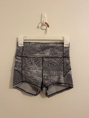 Lululemon In Movement Short 2.5”